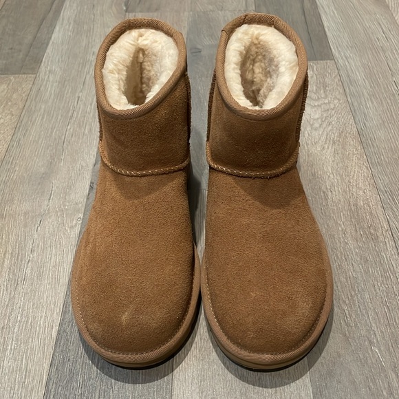 UGG Australia Classic Mini Rubber Logo Chestnut Boots - Picture 6 of 16